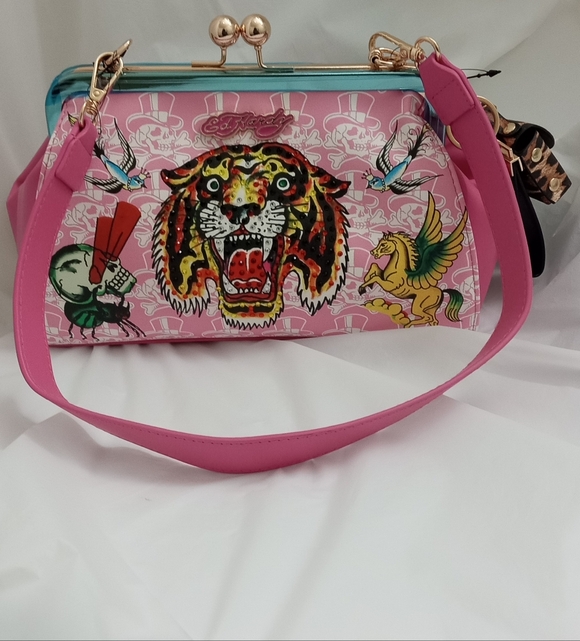Ed Hardy Pink Rhinestone Siberia Hill Tiger Kiss Lock Frame Tattoo Charm Satchel - Picture 2 of 15